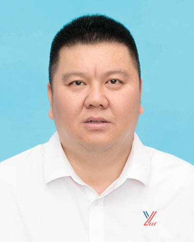 张斌